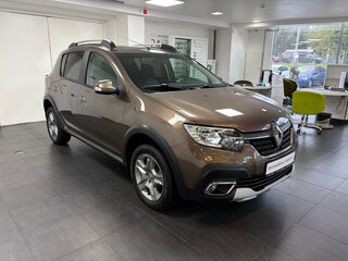 2021 Renault Sandero Stepway II Рестайлинг, коричневый, 1198000 рублей, вид 3