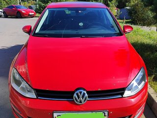 2014 Volkswagen Golf VII, красный, 1150000 рублей, вид 2
