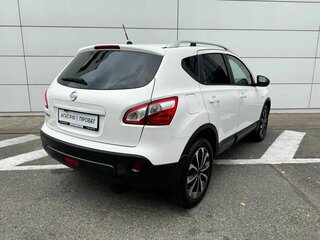 2011 Nissan Qashqai I Рестайлинг, белый, 930000 рублей, вид 5