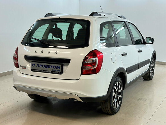 2024 Lada (ВАЗ) Granta Cross I Рестайлинг, белый - вид 3