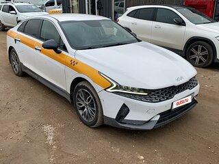 2021 Kia K5 III, белый, 1765000 рублей, вид 2