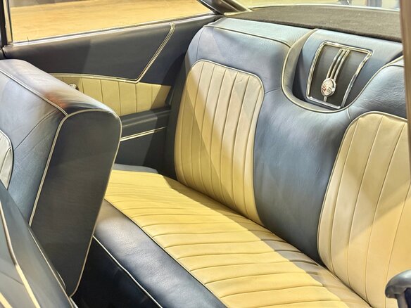 1960 Chevrolet Impala II, синий, 7800000 рублей - вид 17
