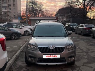 2015 Skoda Yeti I Рестайлинг, бежевый, 1400000 рублей, вид 3
