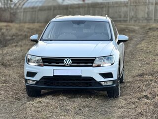 2020 Volkswagen Tiguan Allspace II, белый, 2750000 рублей, вид 1