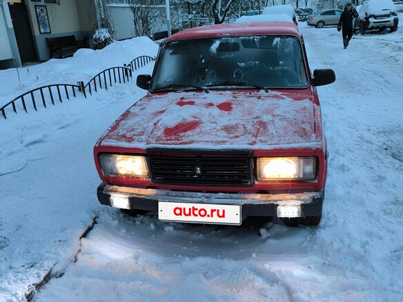 2000 Lada (ВАЗ) 2107, красный, 300000 рублей