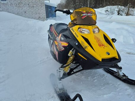 2003 BRP Ski-Doo MXZ Renegade X 800, жёлтый, 395000 рублей, вид 4