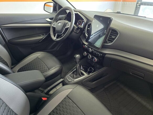 2026 Lada (ВАЗ) Vesta I Рестайлинг (NG), серебристый - вид 6