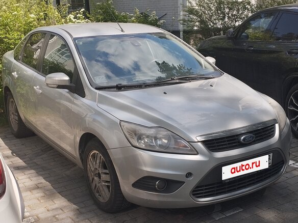 2008 Ford Focus II Рестайлинг, серебристый, 550000 рублей - вид 3