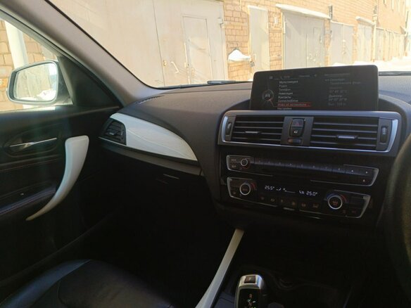 2015 BMW 1 серии 118i II (F20/F21) Рестайлинг, белый, 1450000 рублей - вид 19