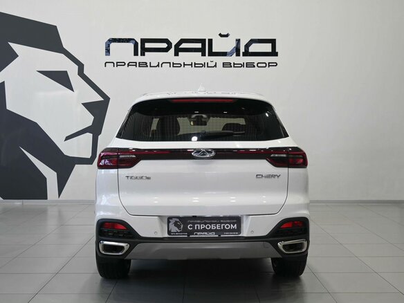 2020 Chery Tiggo 8 I, белый - вид 3