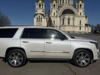 2016 Cadillac Escalade IV, белый, 3100000 рублей, вид 3