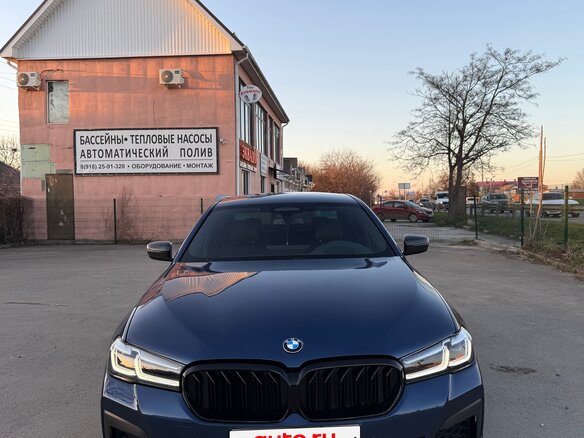 2020 BMW 5 серии 530d xDrive VII (G30/G31/G38) Рестайлинг, синий, 5000000 рублей - вид 7