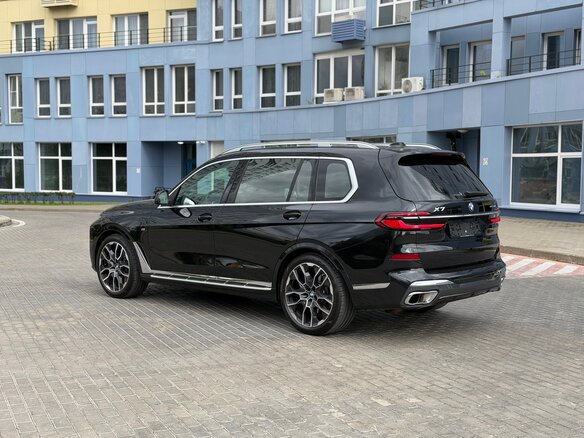 2025 BMW X7 40i I (G07) Рестайлинг, чёрный - вид 11