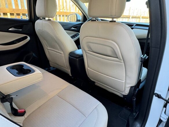 2021 Buick Encore GX I, белый, 2000000 рублей - вид 38