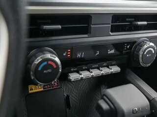 2026 Toyota Tacoma IV, чёрный, 8990000 рублей, вид 2
