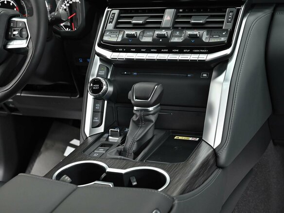 2023 Toyota Land Cruiser 300 Series, чёрный, 9900000 рублей - вид 21