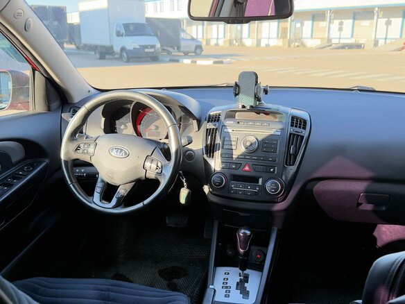 2011 Kia Ceed I Рестайлинг, красный, 685000 рублей - вид 17