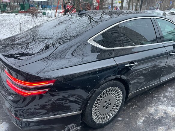 2022 Genesis G80 II, чёрный, 3500000 рублей - вид 4
