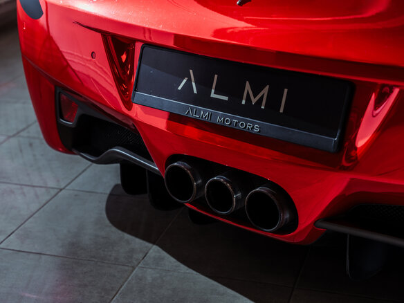2011 Ferrari 458 Italia, красный - вид 15