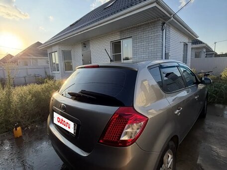2012 Kia Ceed I Рестайлинг, серебристый, 890000 рублей, вид 3