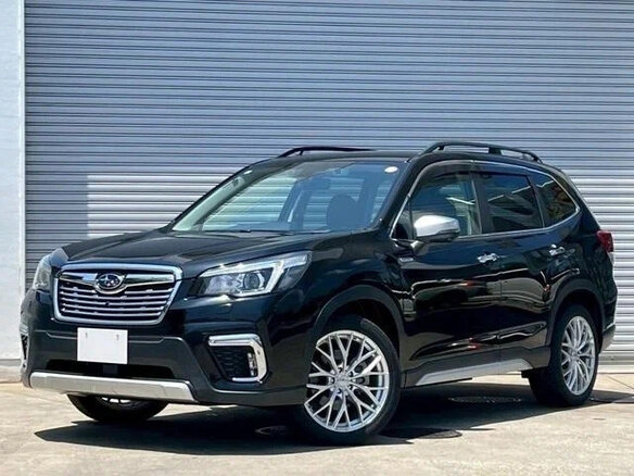 2022 Subaru Forester V Рестайлинг, чёрный, 2236018 рублей - вид 2