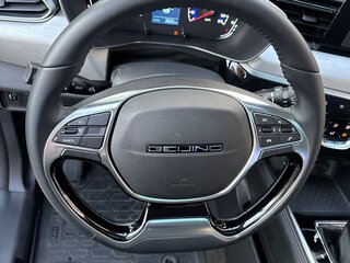 2023 BAIC X35, белый, 1850000 рублей, вид 4