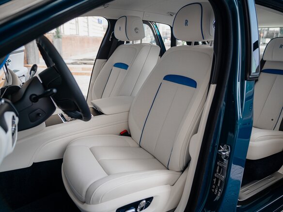 2026 Rolls-Royce Ghost II Рестайлинг (Series II), синий - вид 28