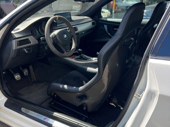 2011 BMW 3 серии 335xi V (E90/E91/E92/E93) Рестайлинг, белый, 2500000 рублей - вид 10