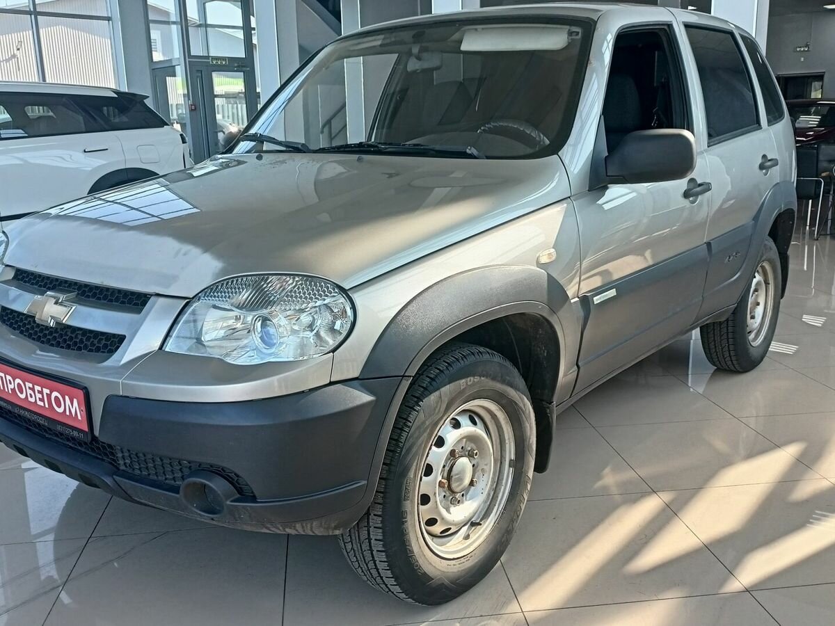 Открыть фотографии: Chevrolet Niva I Рестайлинг