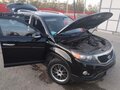 2010 Kia Sorento II, чёрный - вид 2