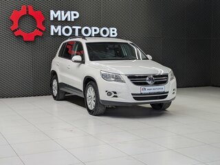 2010 Volkswagen Tiguan I, белый, 885000 рублей, вид 3
