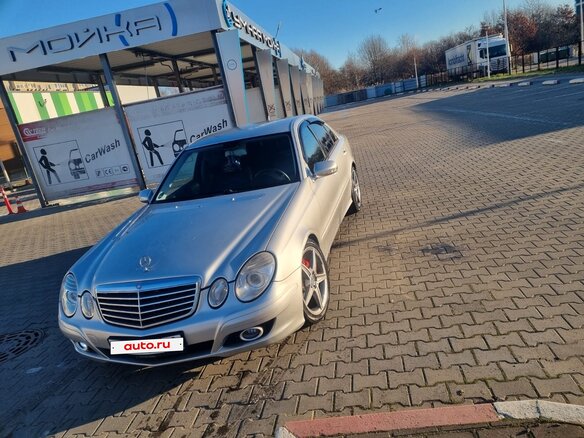 2008 Mercedes-Benz E-Класс 200 III (W211, S211) Рестайлинг, серебристый, 950000 рублей - вид 1