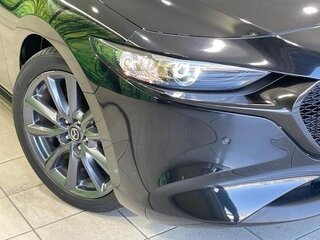 2020 Mazda 3 IV (BP), чёрный, 1435000 рублей, вид 5