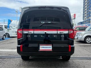 2022 Mitsubishi Delica D:5 I Рестайлинг, чёрный, 2650007 рублей, вид 4