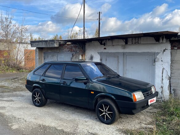 2002 Lada (ВАЗ) 21093i, зелёный, 197000 рублей