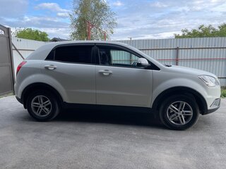 2013 SsangYong Actyon II, белый, 900000 рублей, вид 4