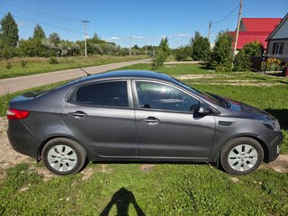 2014 Kia Rio 6-speed III, серый, 719000 рублей, вид 4