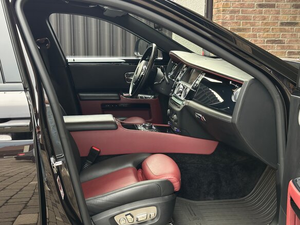 2016 Rolls-Royce Ghost I Рестайлинг (Series II), чёрный, 13200000 рублей - вид 11