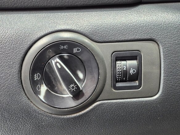 2008 Skoda Octavia I (A4) Рестайлинг, серебристый, 385000 рублей - вид 16