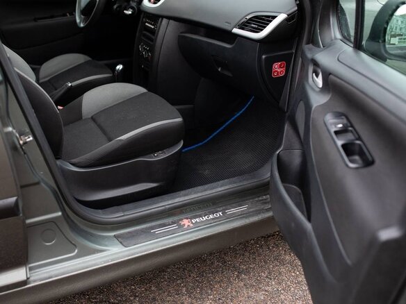 2009 Peugeot 207 I, зелёный, 385000 рублей - вид 12