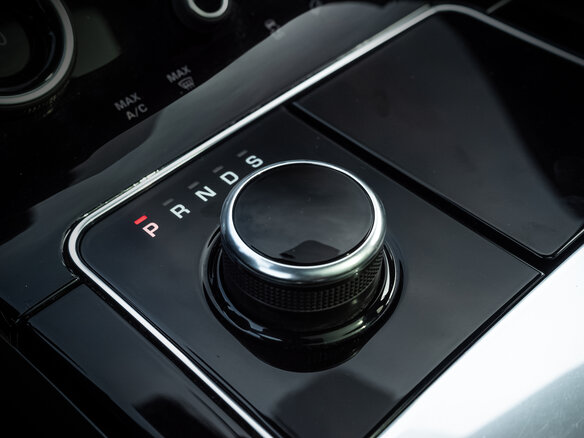 2018 Land Rover Range Rover Velar I, белый, 4350000 рублей - вид 14