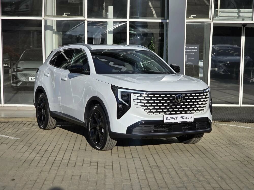 Открыть фотографии: Changan UNI-S I Рестайлинг
