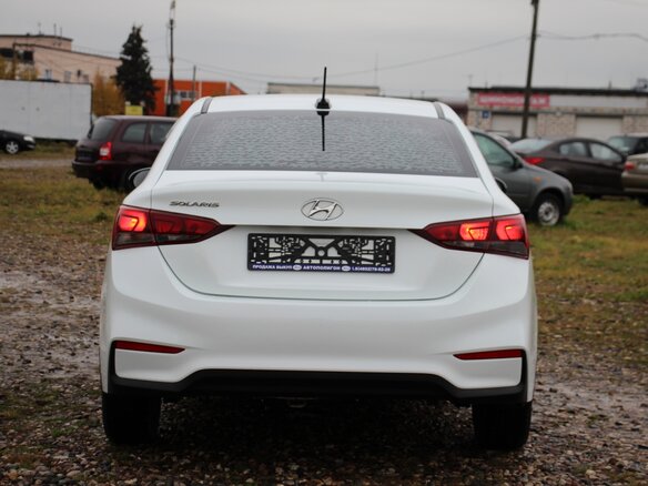 2017 Hyundai Solaris II, белый, 1095000 рублей - вид 5