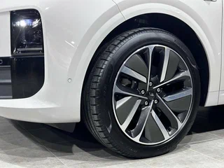 2025 Li Auto (Lixiang) L6 I, белый, 8890000 рублей, вид 5