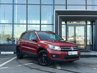 2013 Volkswagen Tiguan I Рестайлинг, красный, 819000 рублей, вид 3