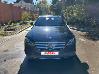 2017 Mercedes-Benz E-Класс 200 V (W213, S213, C238), чёрный, 2645000 рублей, вид 4