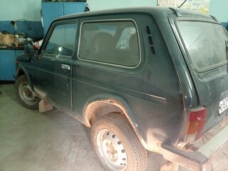 1996 Lada (ВАЗ) 2121 (4x4) I Рестайлинг, зелёный, 94000 рублей, вид 2