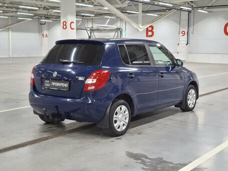 2011 Skoda Fabia II Рестайлинг, синий, 344000 рублей, вид 5