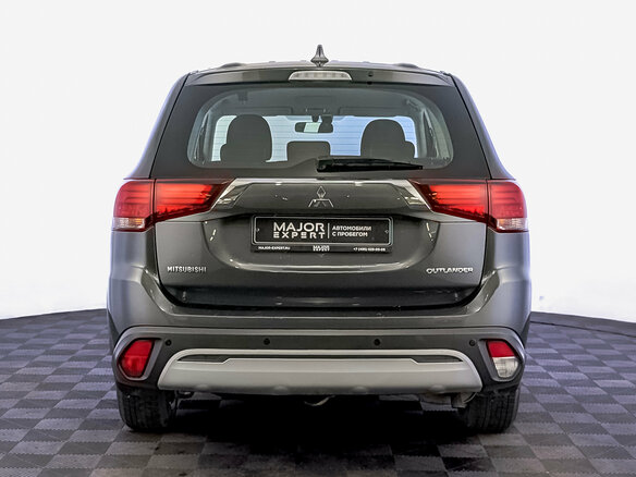 2019 Mitsubishi Outlander III Рестайлинг 3, серый, 1710000 рублей - вид 5