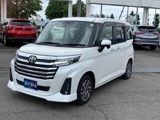 2022 Toyota Roomy I Рестайлинг, белый, 900000 рублей, вид 3